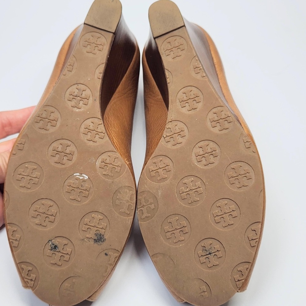 Tory Burch Shoes Womens Size 9** Brown Leather Peep Toe Wedge Logo Pumps - Picture 15 of 15